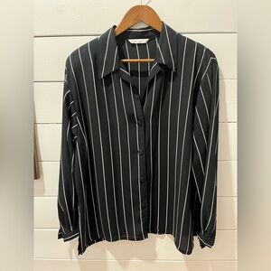 BIANCA NYGARD black & White stripped blouse size 1x ⚠️